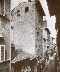  Firenze/Torre degli Amidei con via Por Santa Maria ancora integra nella sua vetustà prima di essere distrutta dai tedeschi