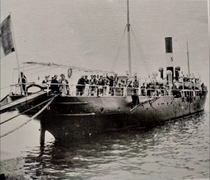 1935 Vaporetto in servizio sulla costa toscana..